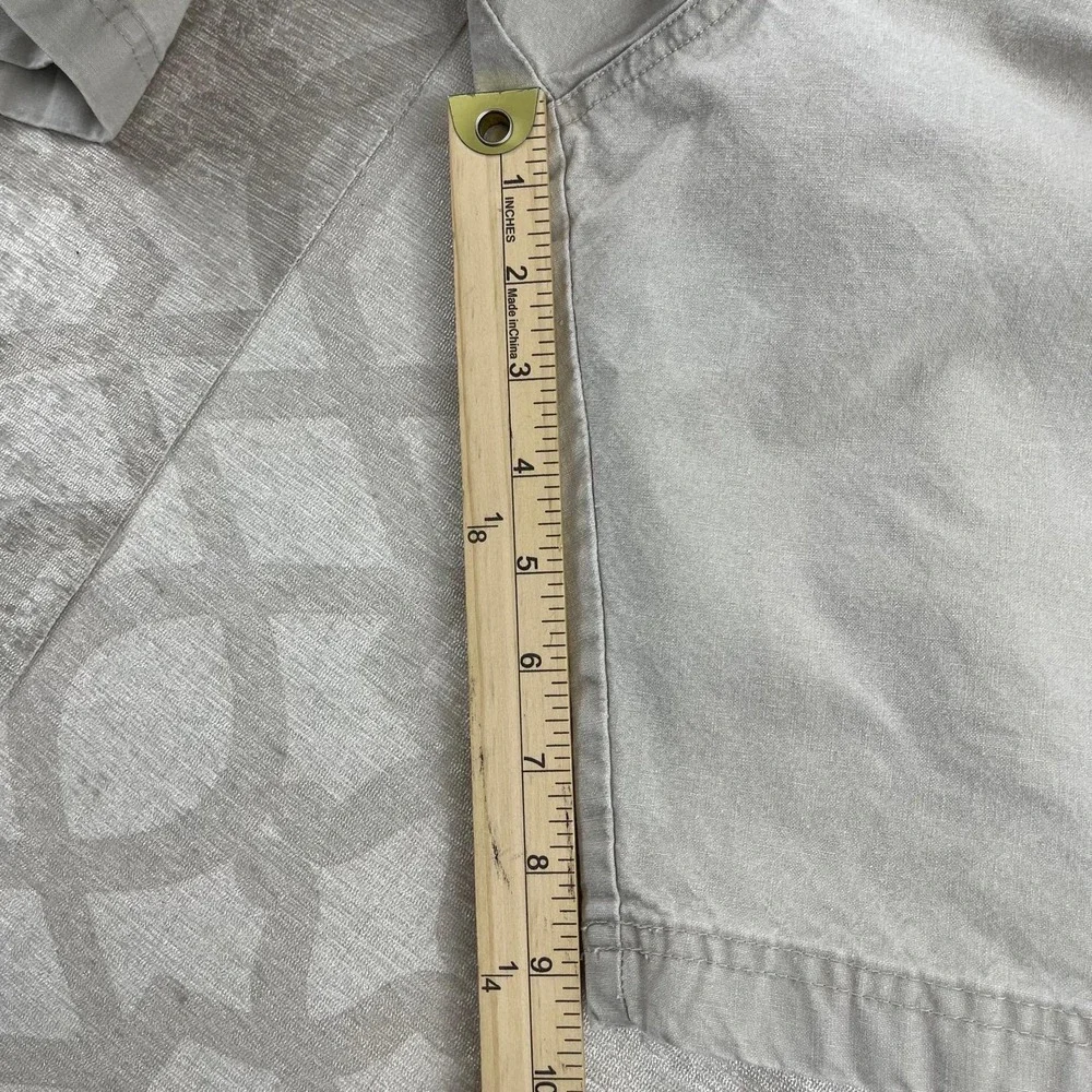 LL Bean Mens Khaki Tan Cotton Twill Cargo Shorts Size 42 Relaxed Fit Hiking - Picture 4 of 8